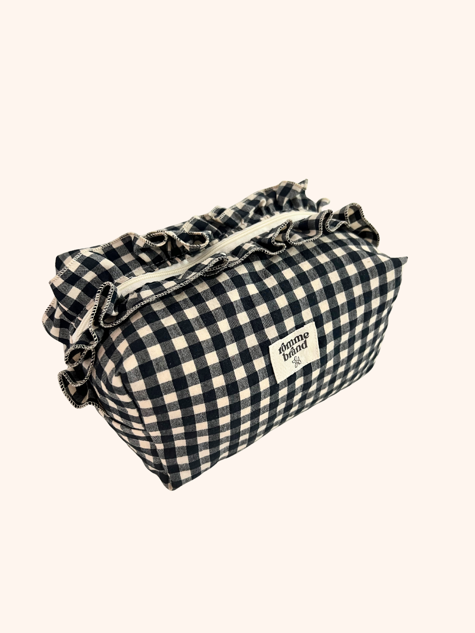 NECESERES CON VOLANTE